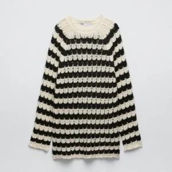 Zara Striped Black and White Knit Dress - Picture 4 of 7